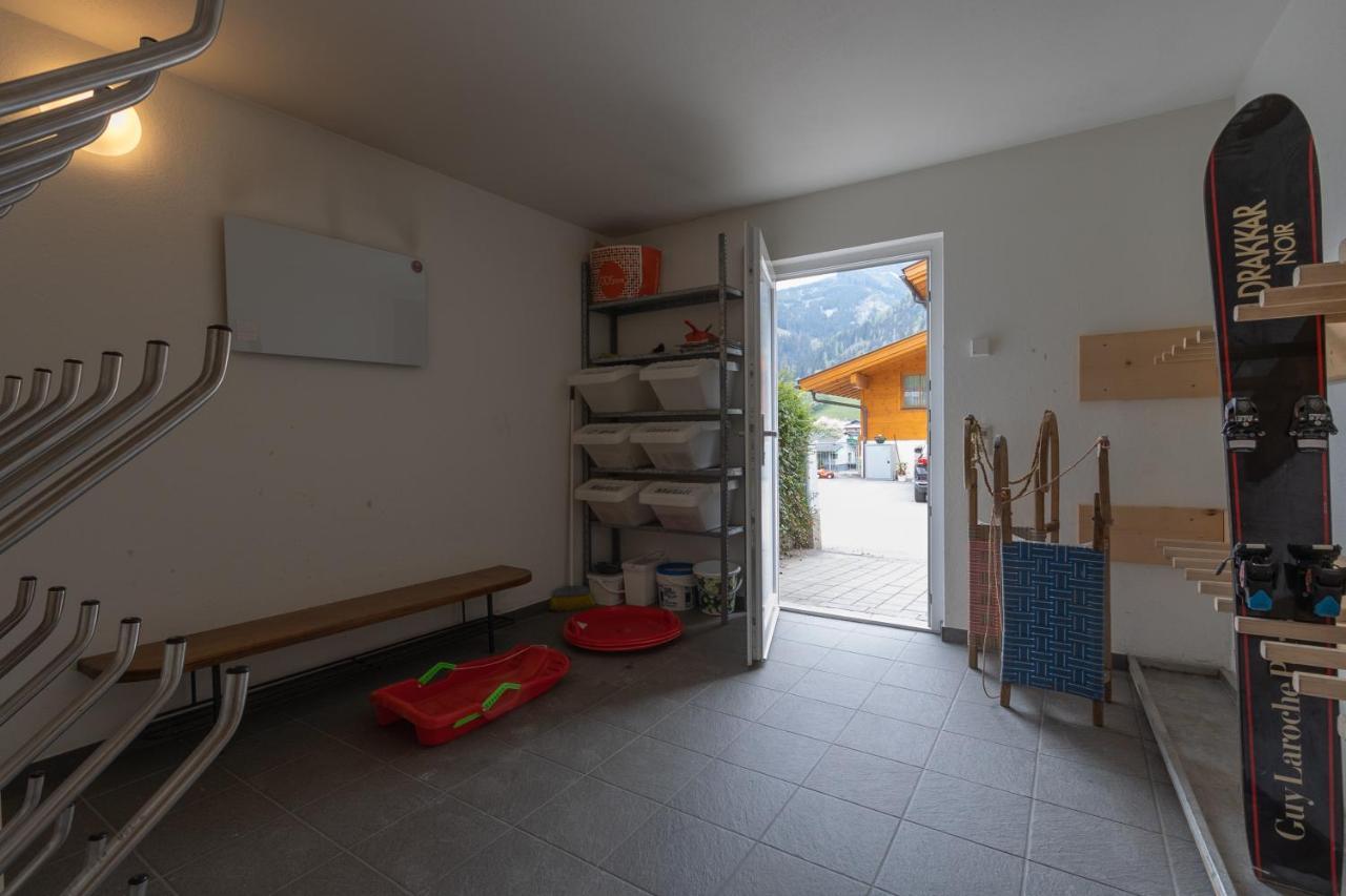 Haus Almkreek Apartment Kaprun Luaran gambar